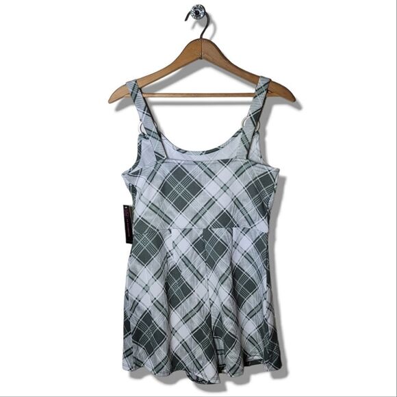 No Boundaries Junior's Plaid Asymmetrical Romper - Picture 3 of 7